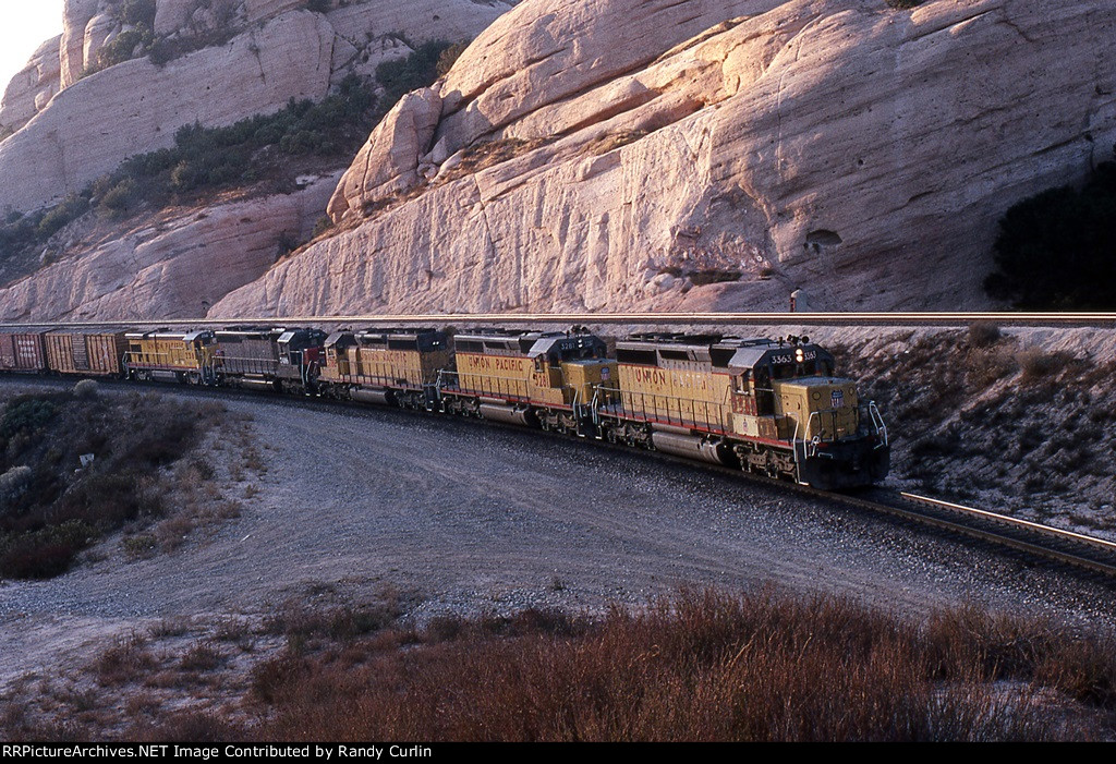 UP 3363 East on Cajon Pass